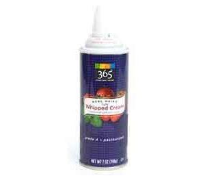 365 Everyday Value Real-Dairy Non-Fat Whipped Topping, Sweetened with Cane Sugar, 7 Oz