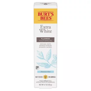 Burt's Bees Extra White Fluoride Natural Toothpaste Mountain Mint - 4.7oz